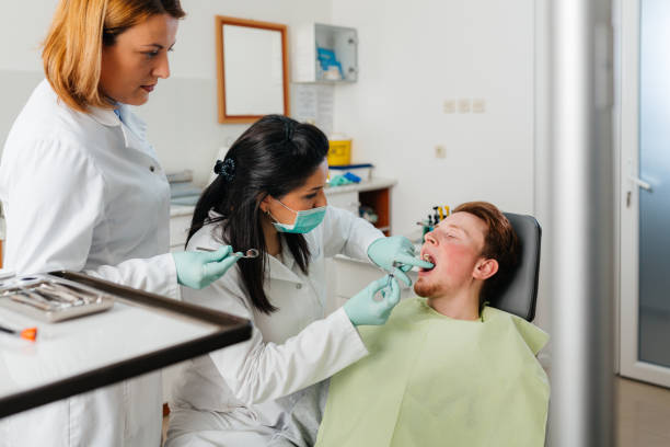 Best Knocked-Out Tooth (Avulsed Tooth) Treatment in Aurora, IN